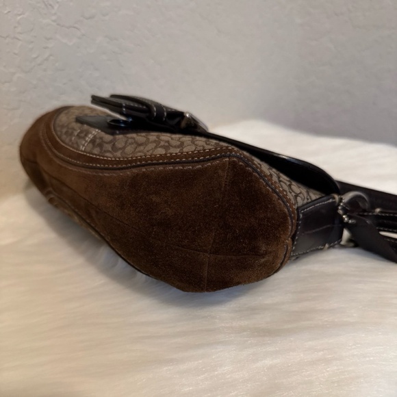 Coach Soho Shoulder Bag - Picture 9 of 12